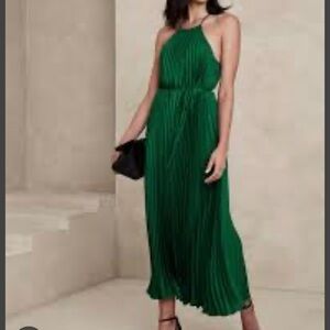 NWT XS Banana Republic Factory halter pleated maxi dress gable green black tie